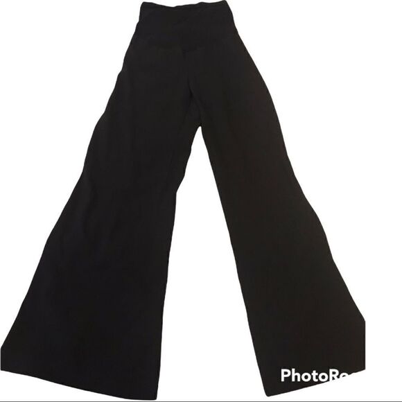 Oh Baby by Motherhood black slacks - Picture 1 of 3